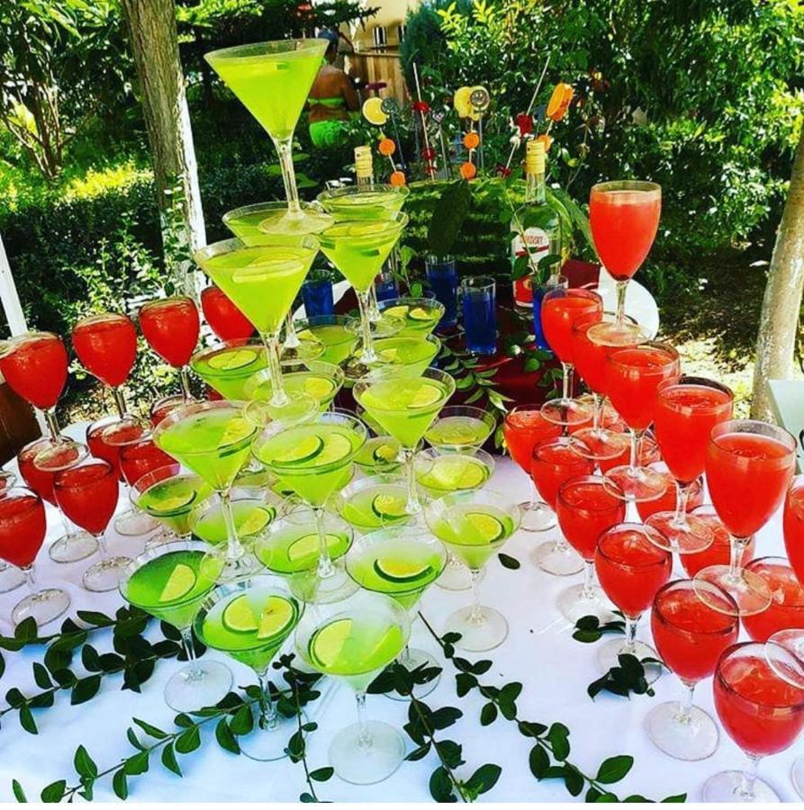 Golden Sunset Hotel&Spa Kemer Exterior foto A cocktail tower